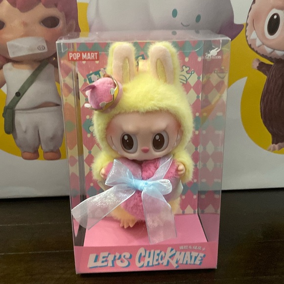 Authentic The Monsters - Let’s Checkmate - Queen - NIB